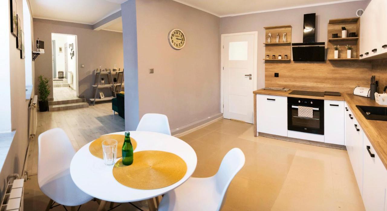 Apartament Marlenka ニサ エクステリア 写真